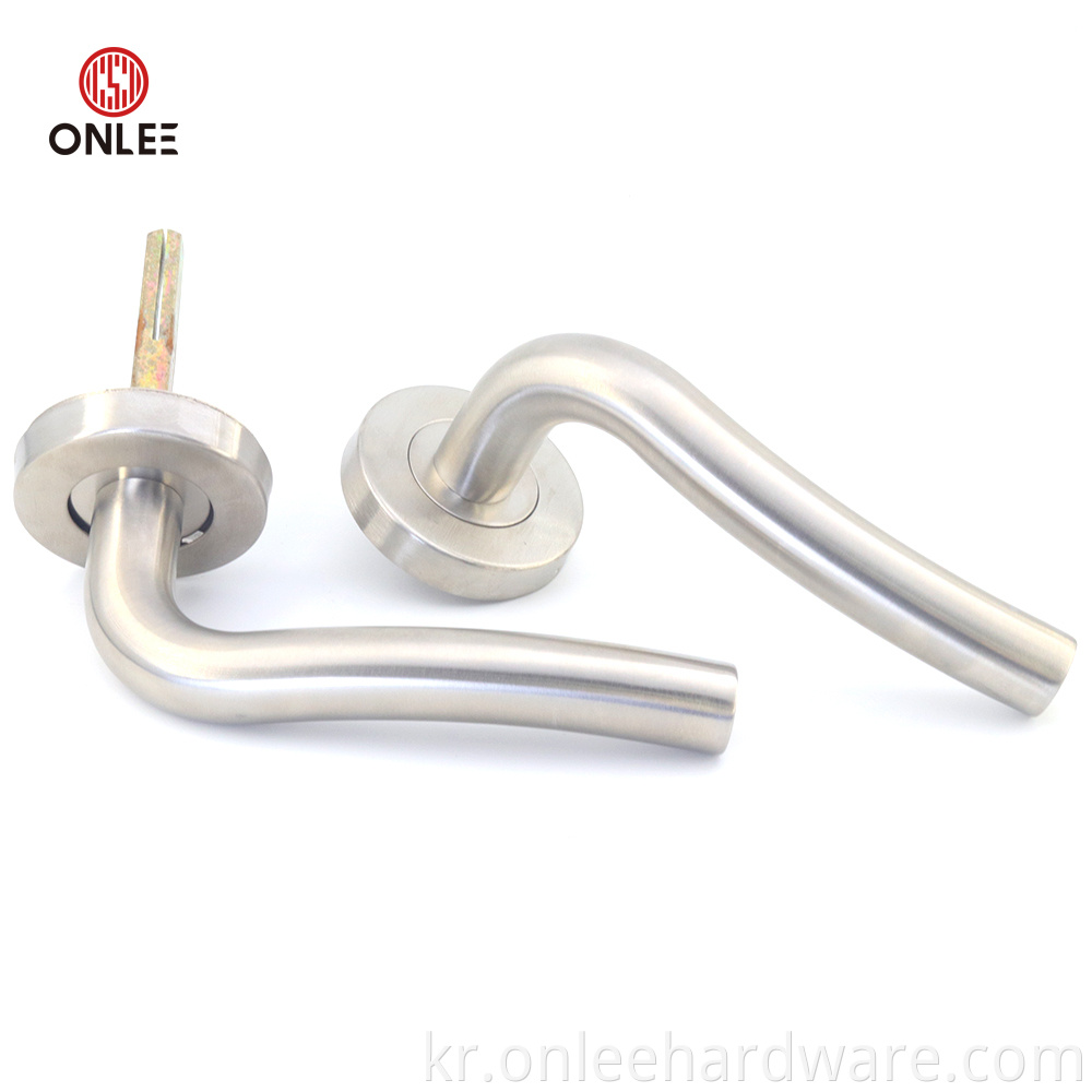 Rosette Handle D Jpg